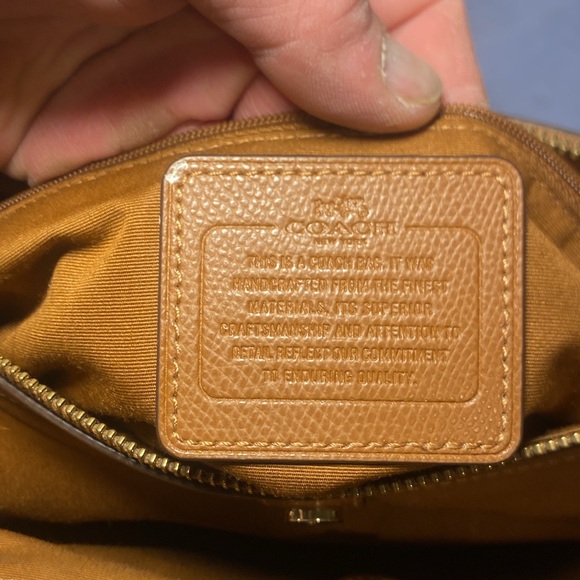 Coach bags and wallet. . - Picture 5 of 8